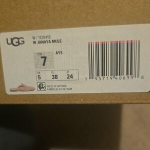 UGG Janaya Mule in Light Pink
